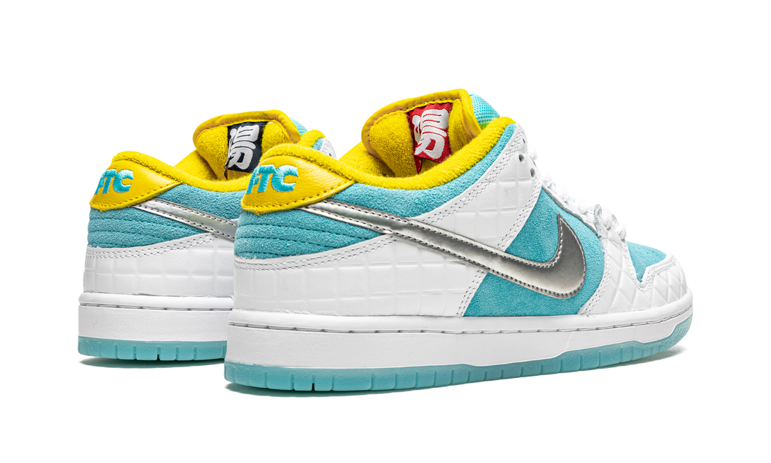 FTC X NIKE DUNK LOW SB LAGOON PULSE