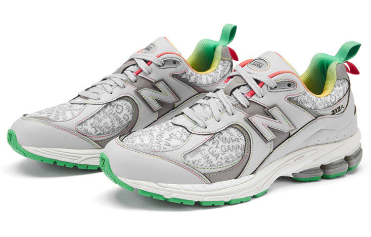 GANNI X NEW BALANCE 2002R GREY