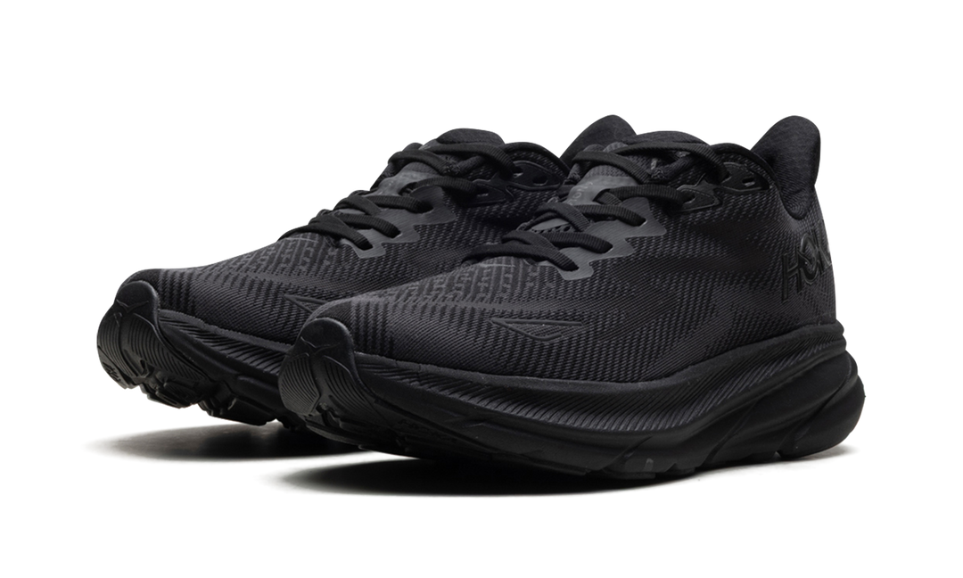 HOKA ONE ONE CLIFTON 9 TRIPLE BLACK