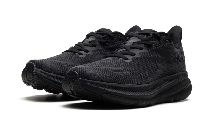 HOKA ONE ONE CLIFTON 9 TRIPLE BLACK