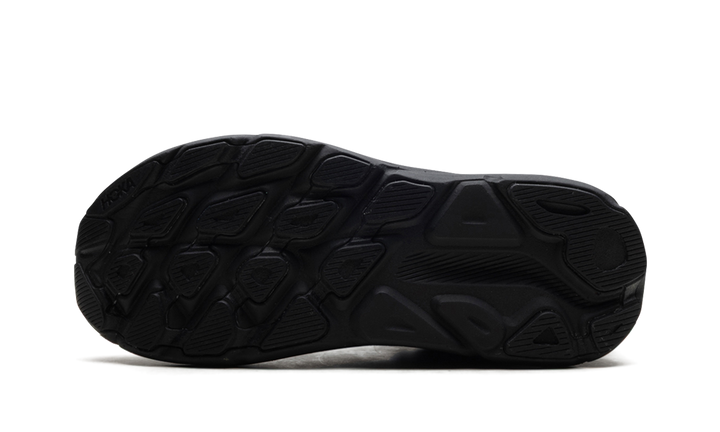 HOKA ONE ONE CLIFTON 9 TRIPLE BLACK