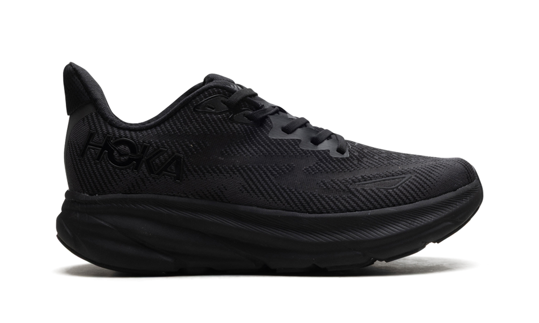 HOKA ONE ONE CLIFTON 9 TRIPLE BLACK