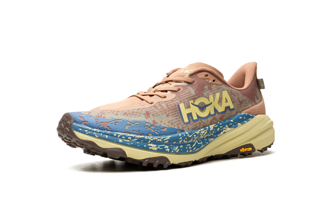 HOKA ONE ONE SPEEDGOAT 6 MAPLE CARDAMOM