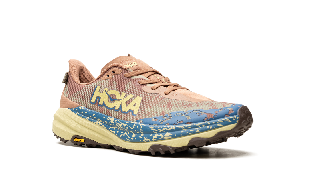HOKA ONE ONE SPEEDGOAT 6 MAPLE CARDAMOM