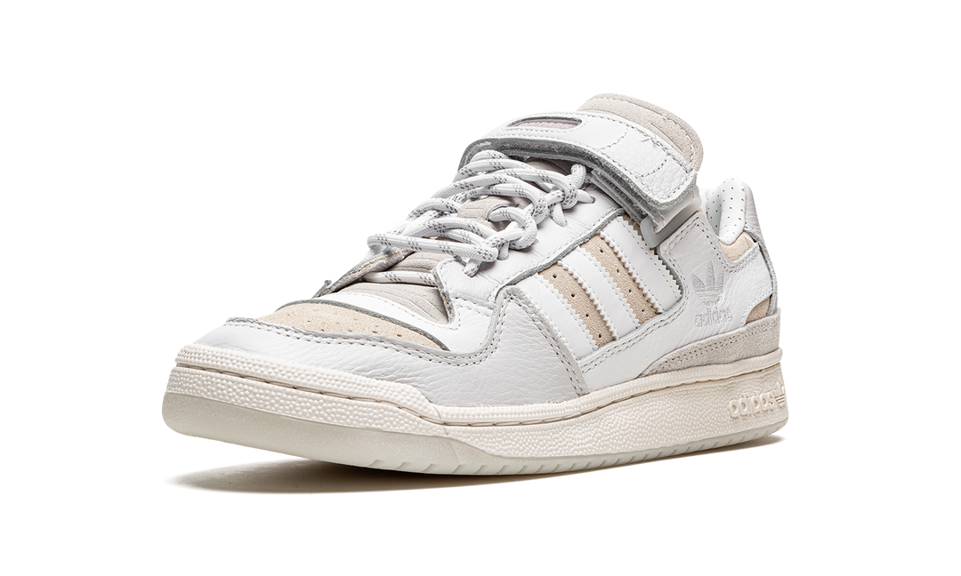 IVY PARK X ADIDAS FORUM LO CORE WHITE — Stock 