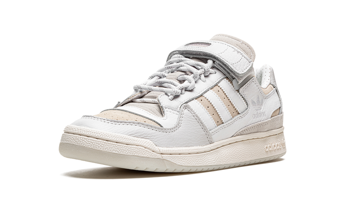 IVY PARK X ADIDAS FORUM LO CORE WHITE — Stock 