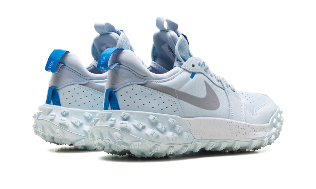 JORDAN 1 LOW ELEMENT GORE-TEX GLACIER BLUE SILVER