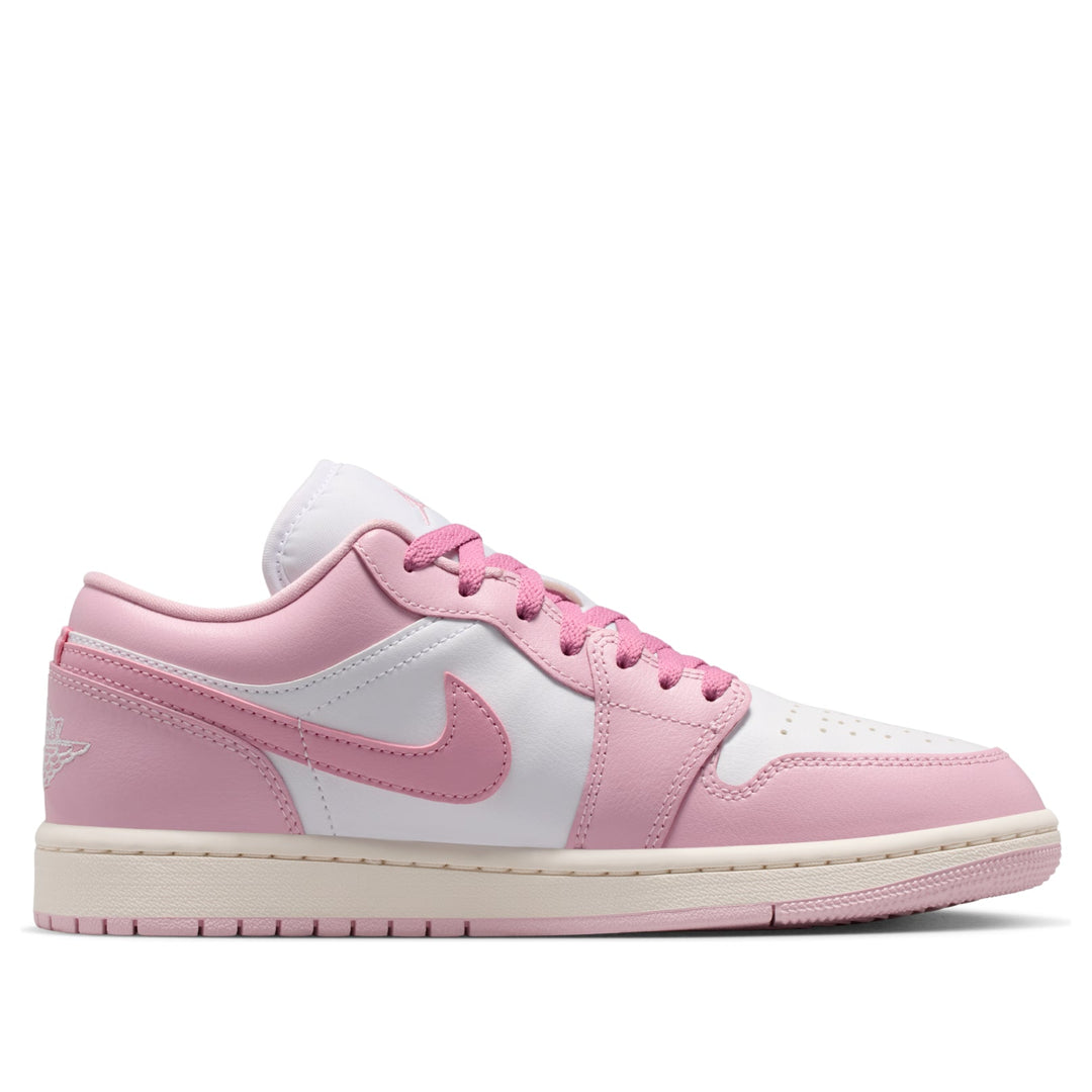 JORDAN 1 LOW ICED CARMINE WHITE (WOMEN&
