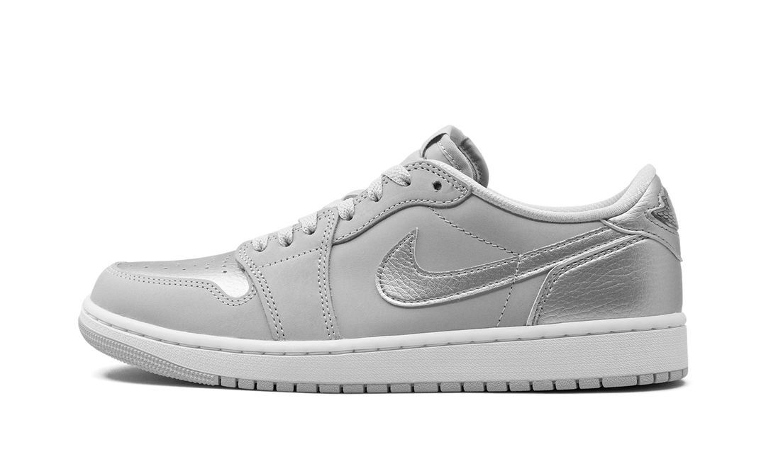 JORDAN 1 LOW OG METALLIC SILVER