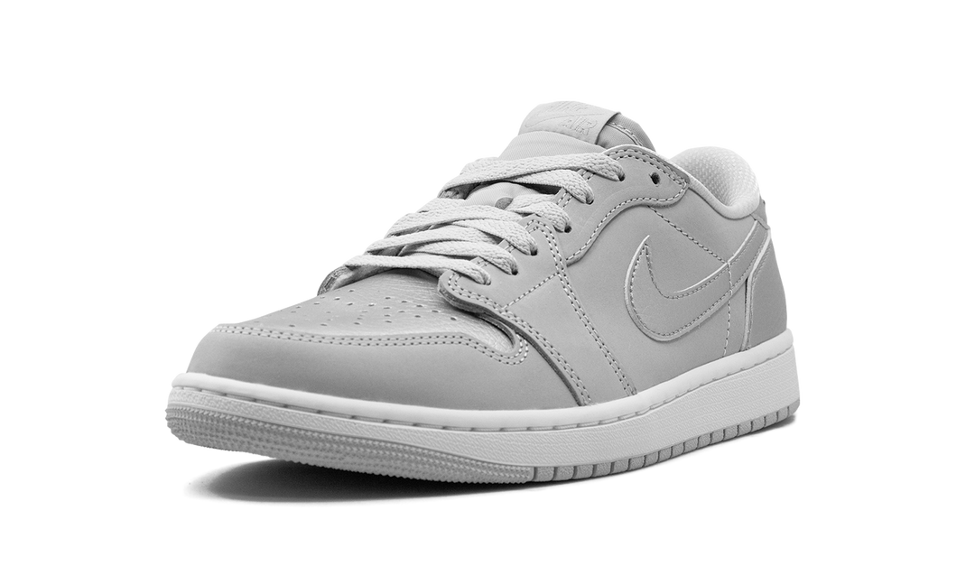 JORDAN 1 LOW OG METALLIC SILVER