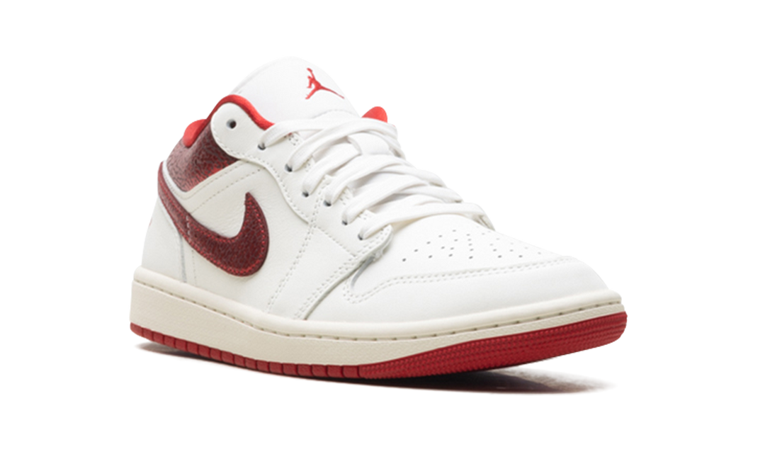 JORDAN 1 LOW RUBY (WOMEN&