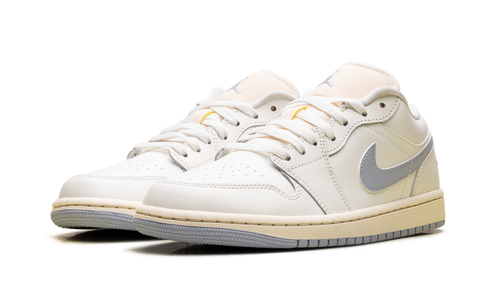 JORDAN 1 LOW SAIL GHOST (WOMEN&