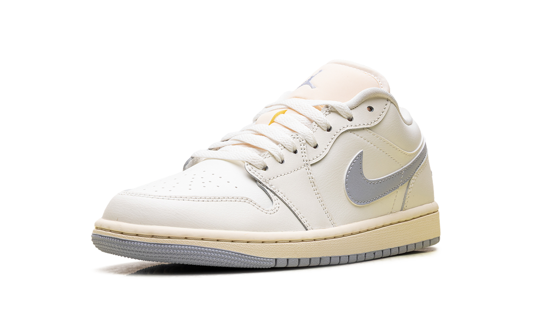JORDAN 1 LOW SAIL GHOST (WOMEN&