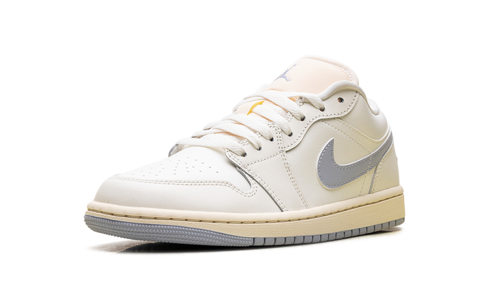 JORDAN 1 LOW SAIL GHOST (WOMEN&