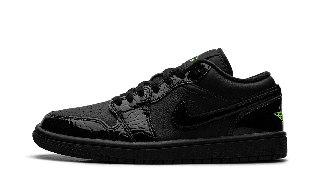 JORDAN 1 LOW SE BLACK CROC SCREAM GREEN (WOMEN&