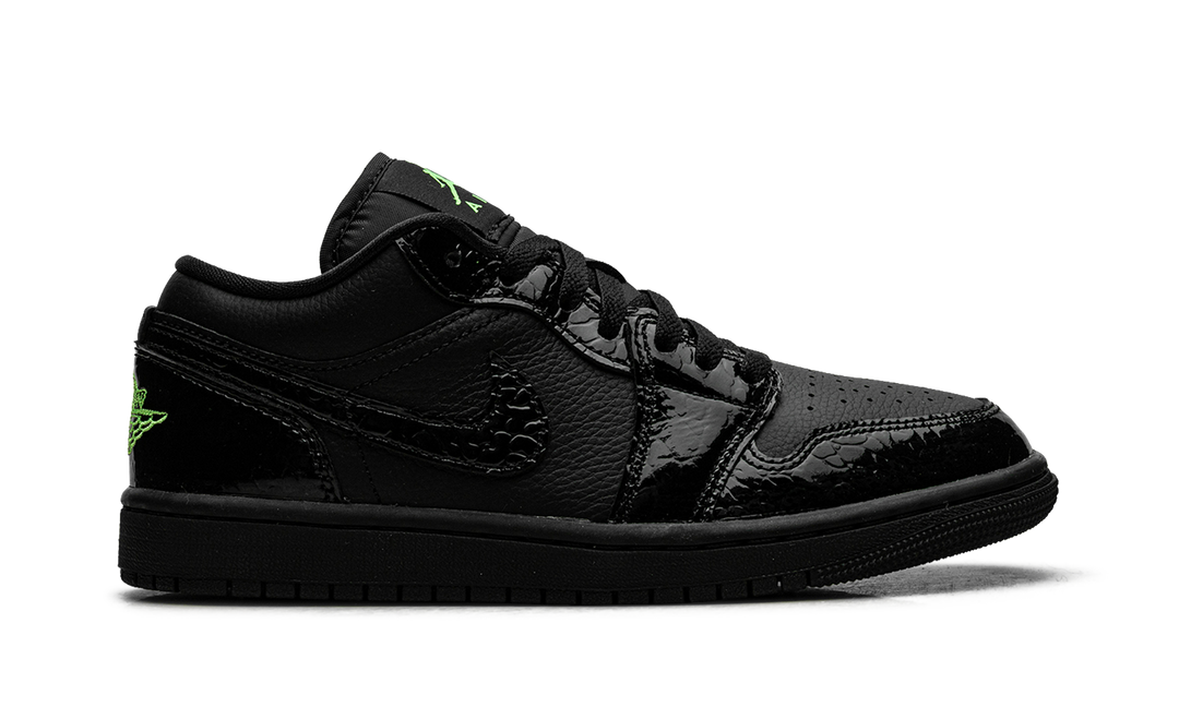 JORDAN 1 LOW SE BLACK CROC SCREAM GREEN (WOMEN&