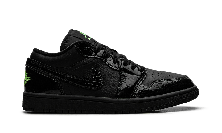 JORDAN 1 LOW SE BLACK CROC SCREAM GREEN (WOMEN&