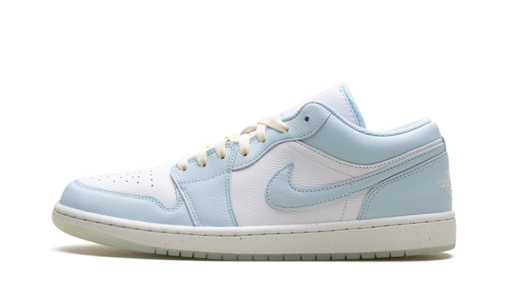 JORDAN 1 LOW SE GLACIER BLUE SUMMIT WHITE