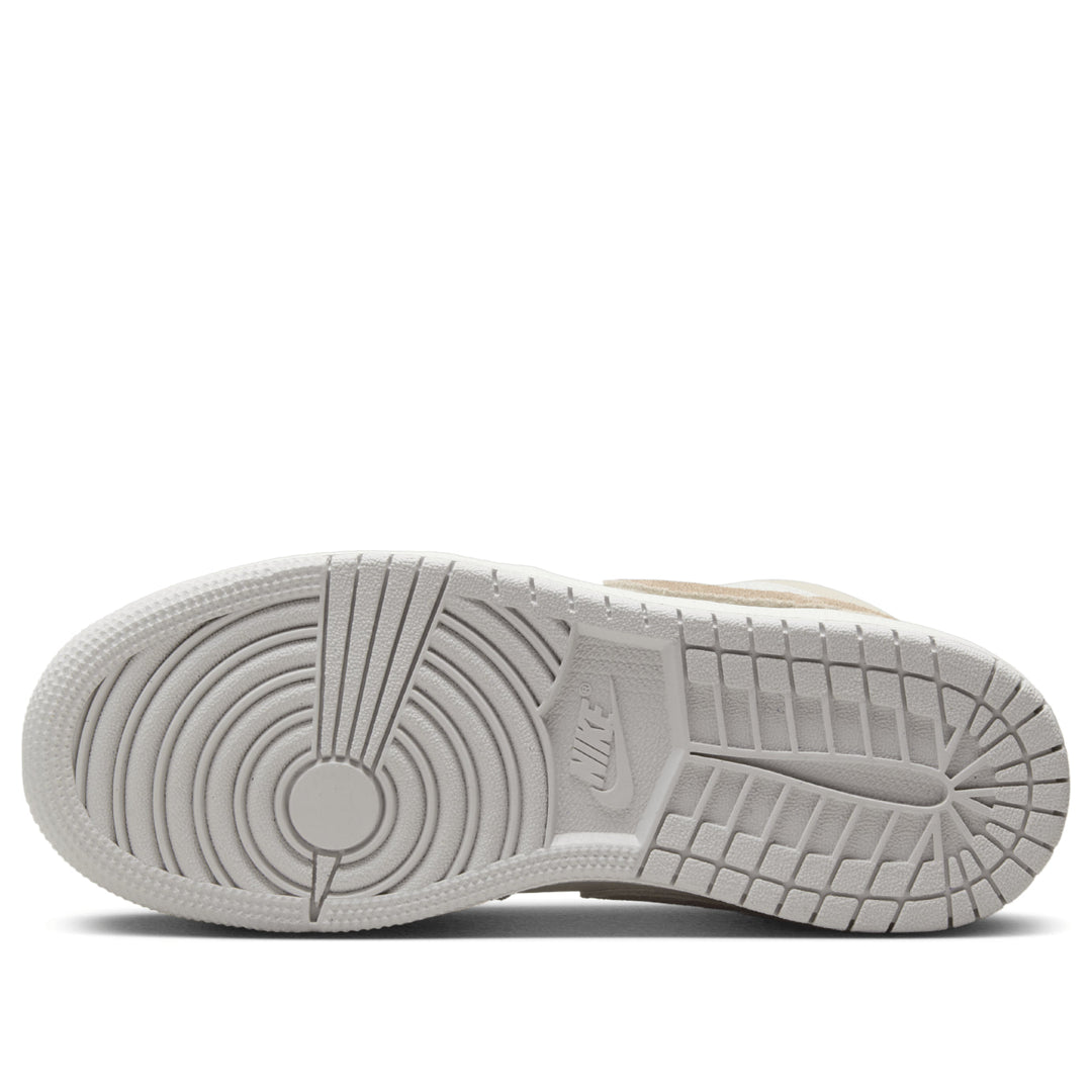 JORDAN 1 LOW SE LEGEND LIGHT BROWN (GS)