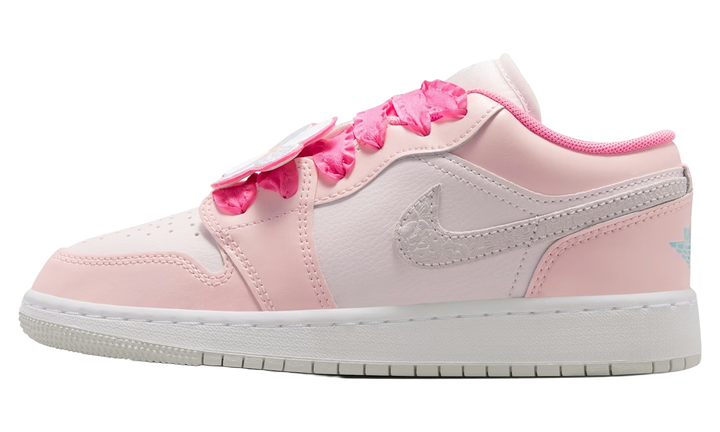 JORDAN 1 LOW SE PINK BLOOM (GS)