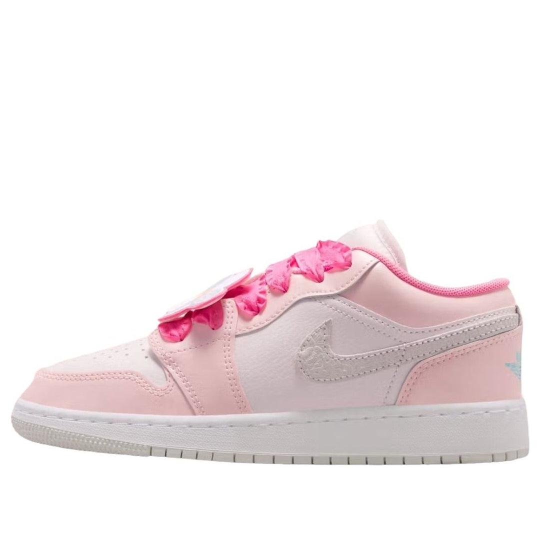 JORDAN 1 LOW SE PINK BLOOM (GS)