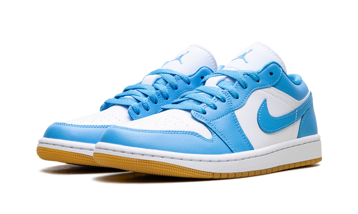 JORDAN 1 LOW WHITE GUM LIGHT BROWN DARK POWDER BLUE (WOMEN&