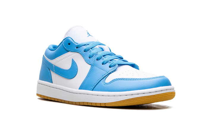 JORDAN 1 LOW WHITE GUM LIGHT BROWN DARK POWDER BLUE (WOMEN&
