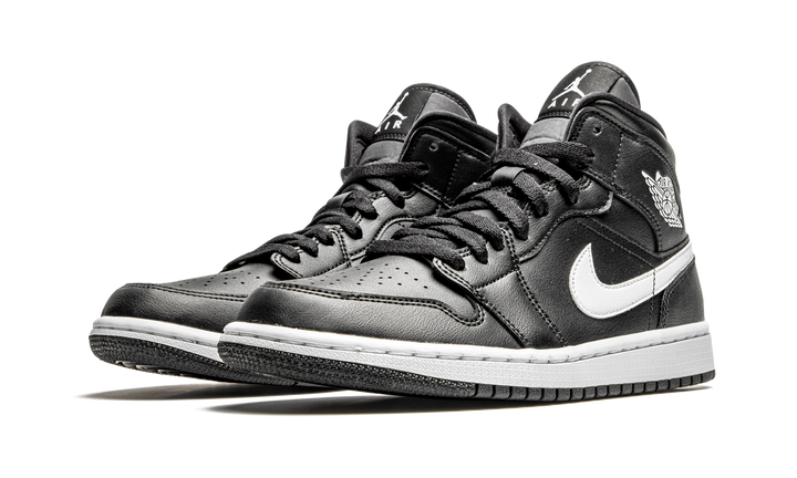 JORDAN 1 MID BLACK WHITE WOMENS