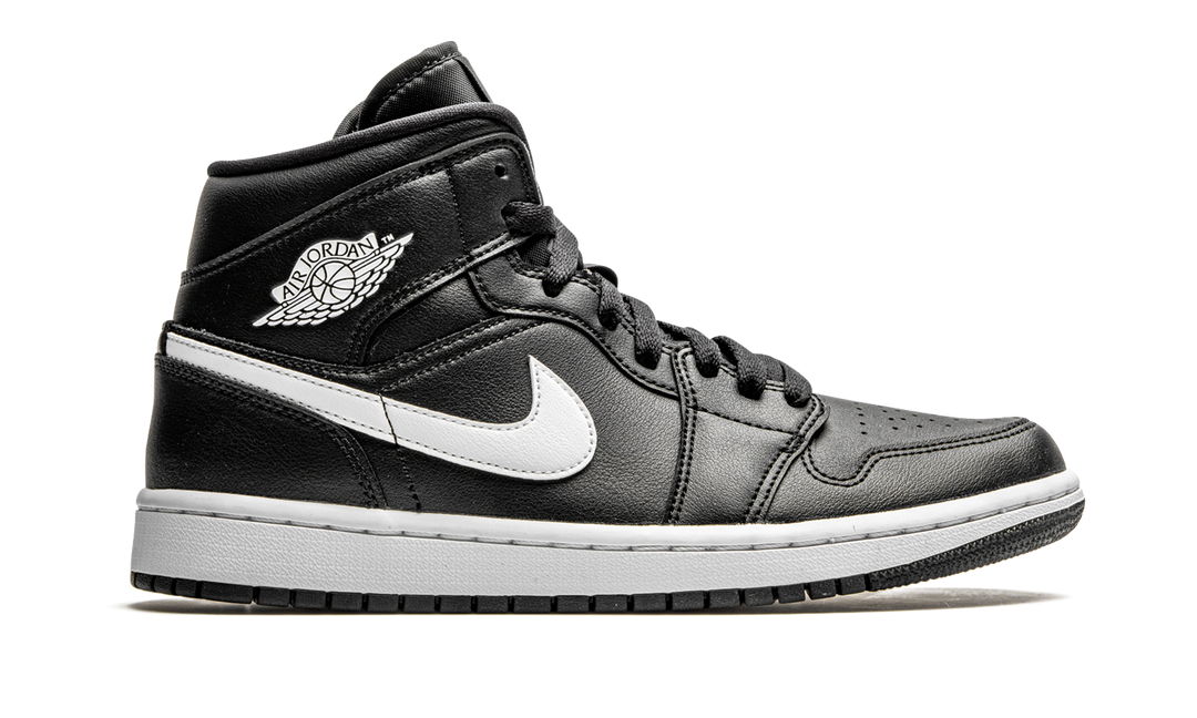 JORDAN 1 MID BLACK WHITE WOMENS
