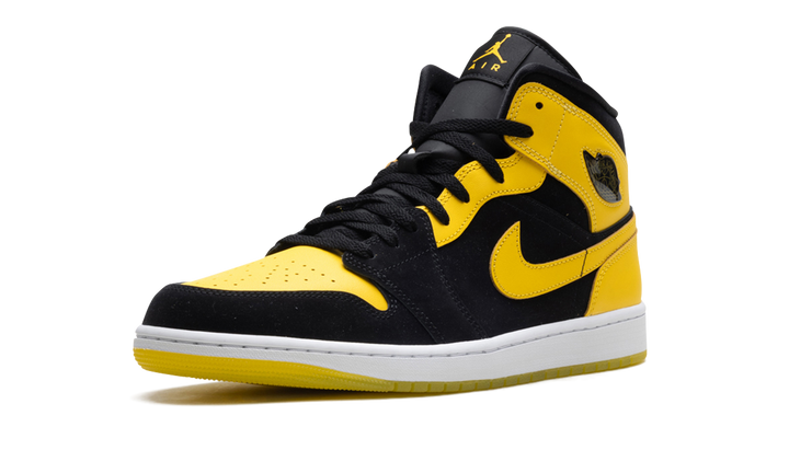 JORDAN 1 MID NEW LOVE (2025)