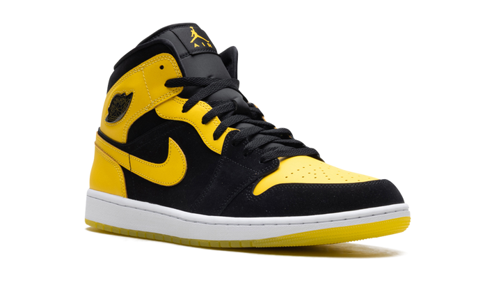 JORDAN 1 MID NEW LOVE (2025)