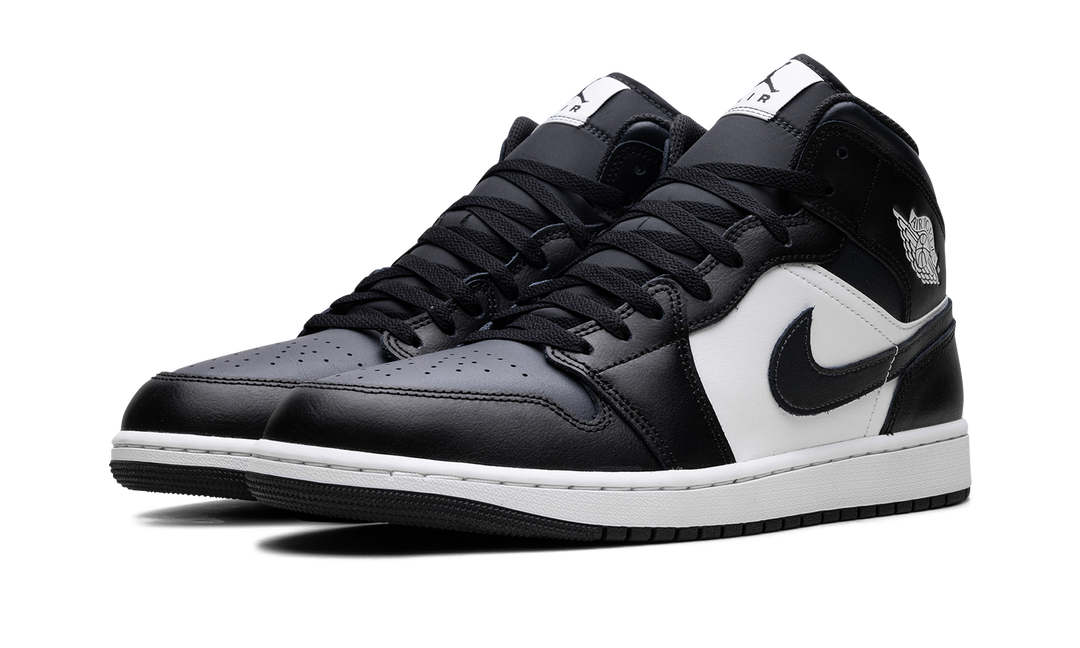 JORDAN 1 MID OFF NOIR TOE