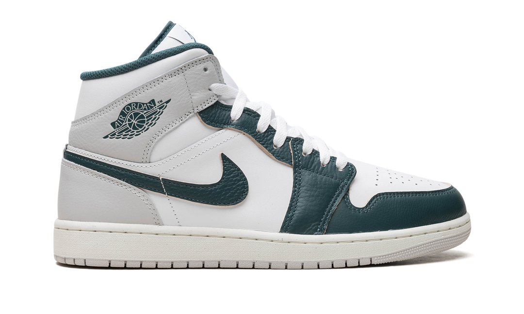 JORDAN 1 MID SE OXIDIZED GREEN