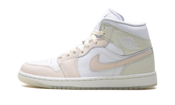 JORDAN 1 MID SE WHITE SEA GLASS GLACIER BLUE GUAVA ICE — Stock