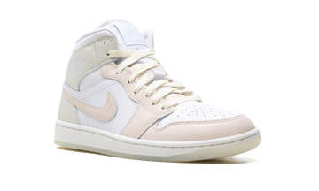 JORDAN 1 MID SE WHITE SEA GLASS GLACIER BLUE GUAVA ICE — Stock