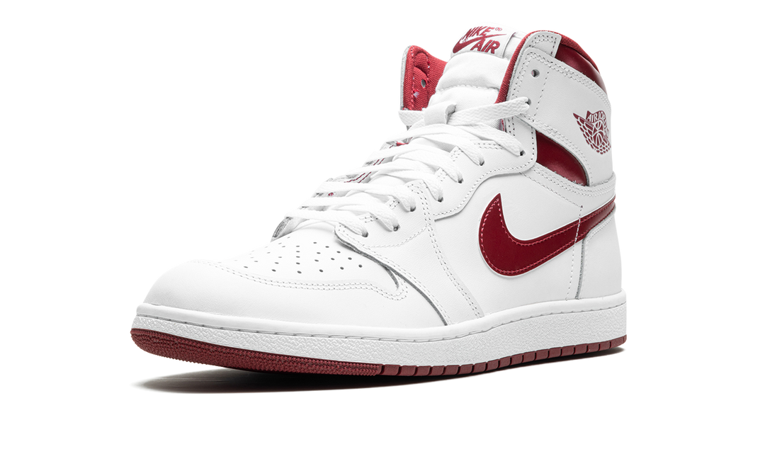 JORDAN 1 RETRO HIGH &