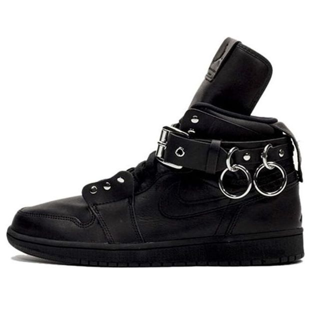 JORDAN 1 RETRO HIGH X COMME DES GARCONS BLACK
