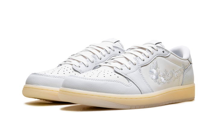 JORDAN 1 RETRO LOW OG RABBIT FLORAL SWOOSH