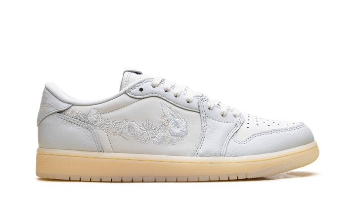 JORDAN 1 RETRO LOW OG RABBIT FLORAL SWOOSH