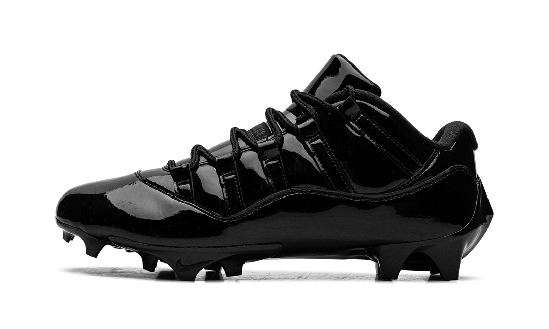 JORDAN 11 LOW TD CLEAT PATENT BLACK