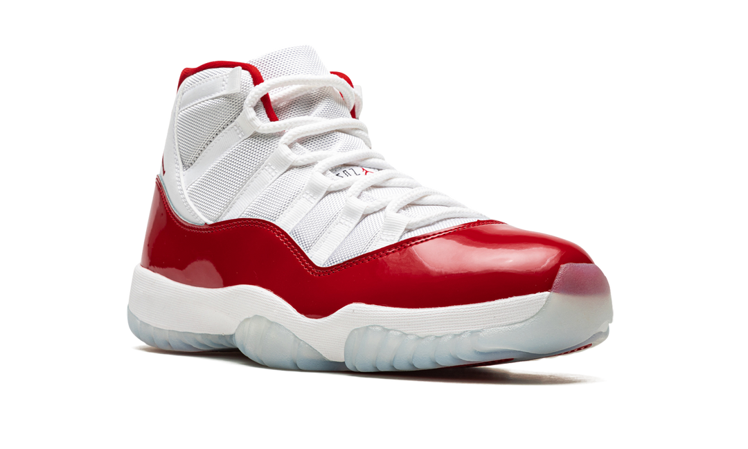JORDAN 11 RETRO CHERRY (2022)