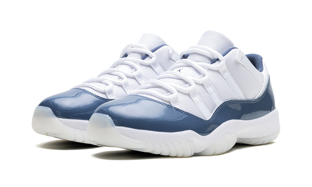 JORDAN 11 RETRO LOW DIFFUSED BLUE