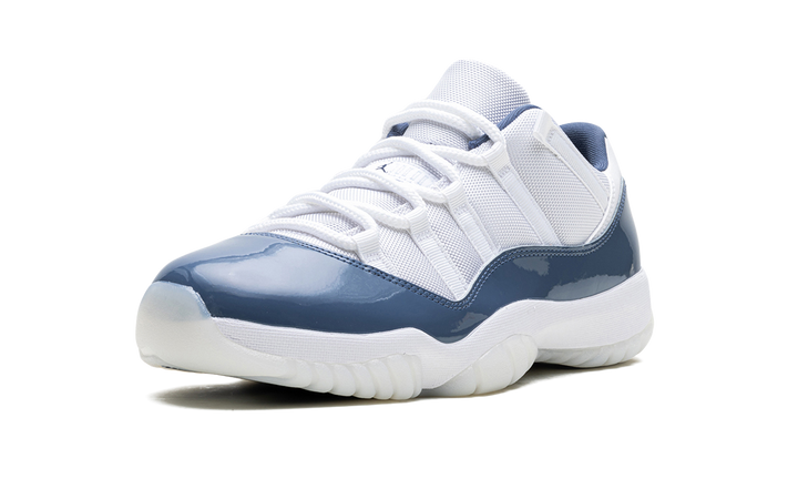 JORDAN 11 RETRO LOW DIFFUSED BLUE