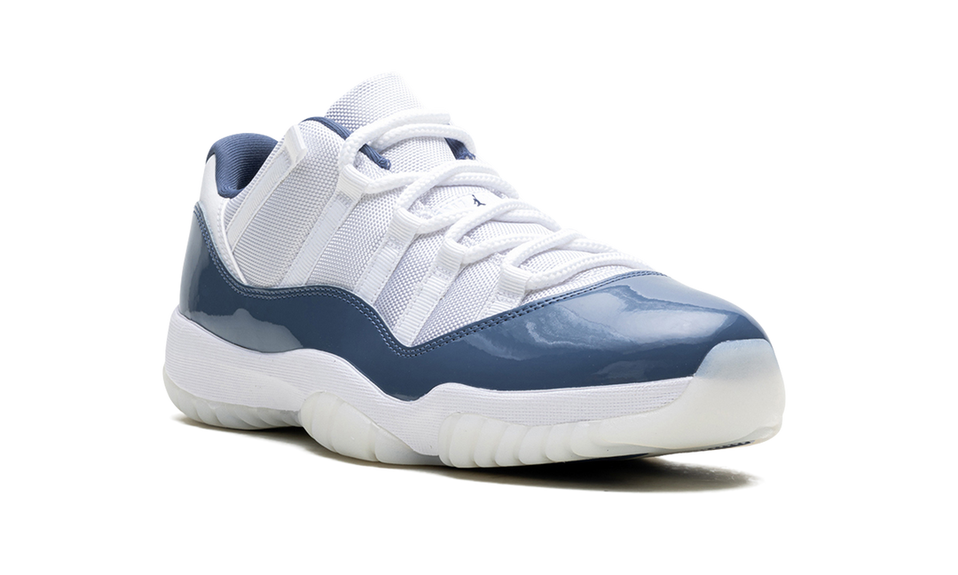 JORDAN 11 RETRO LOW DIFFUSED BLUE
