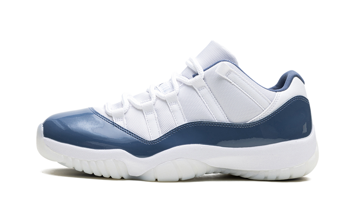 JORDAN 11 RETRO LOW DIFFUSED BLUE