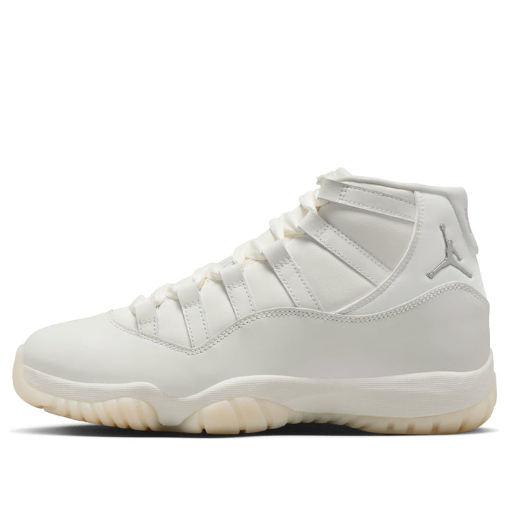 JORDAN 11 RETRO PEARL (WOMEN&