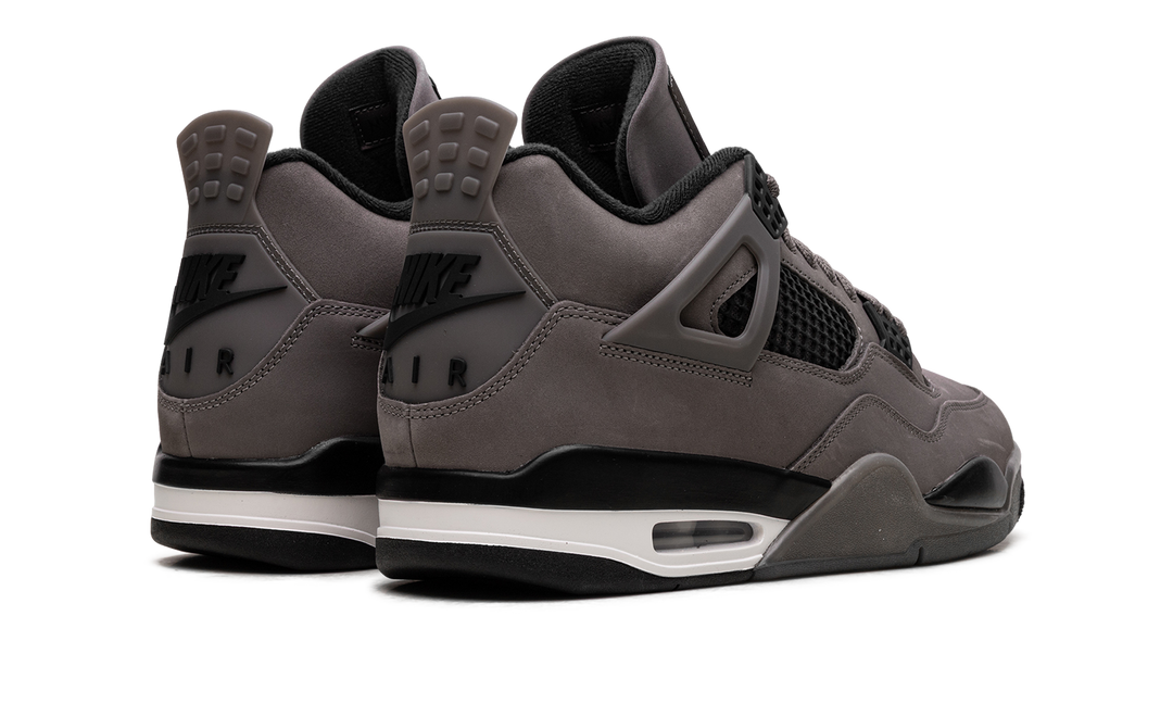 AIR JORDAN 4 RETRO &