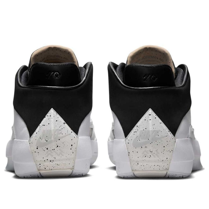 JORDAN 40 THE CLASSIC