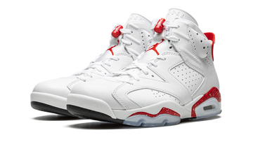 JORDAN 6 RETRO RED OREO — Stock
