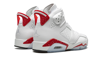 JORDAN 6 RETRO RED OREO — Stock
